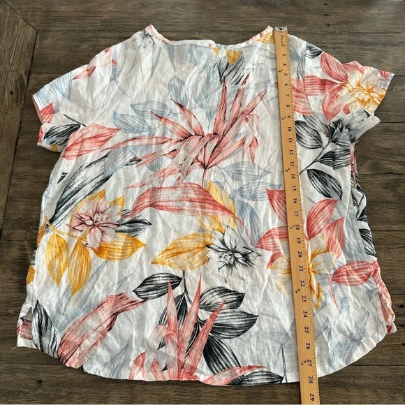 C&C California Women’s 1X 100% Linen Tropical Floral Short Sleeve Blouse Top - Picture 4 of 5